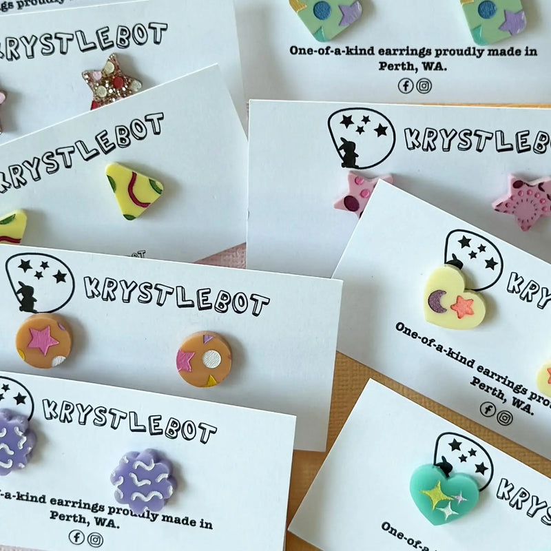 Statement studs - Krystlebot