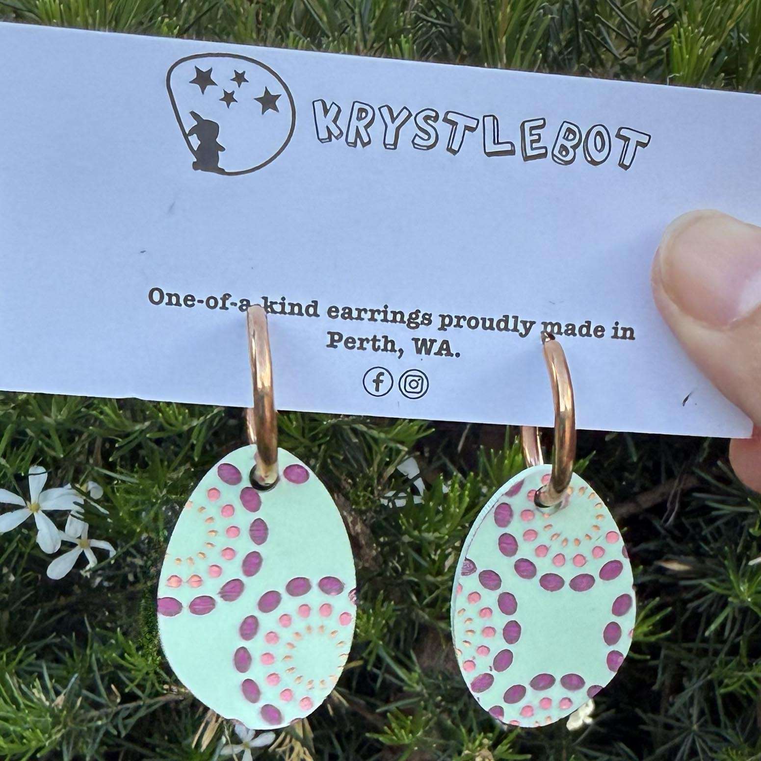 Mint green painted circle burst Huggie Hoop oval Earrings, Lightweight Acrylic Dangles, One-Off