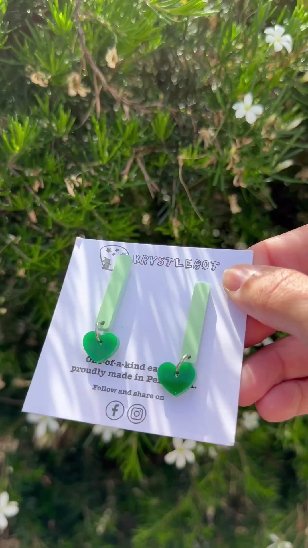 Green Heart Coloured Pop Dangles